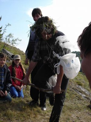 Klikka vaatamaks tissuuruses pilti