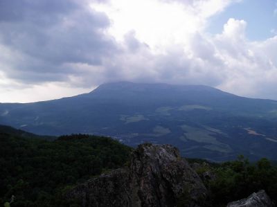 Uzspied, lai redztu pilna izmra attlu